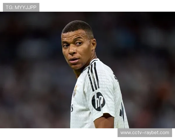 伊桑姆巴佩离开巴黎青年队后加盟里尔此战攻破旧主球门上演完美复仇