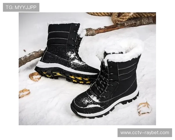 球员雪地热身适应场地，防滑装备成标配